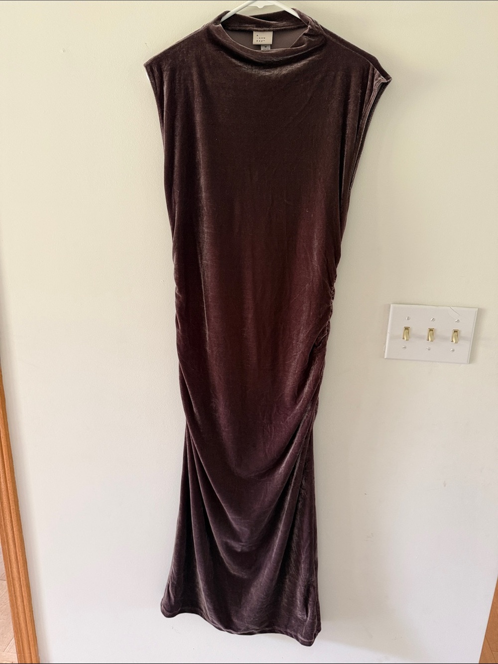 Midi velvet dress
